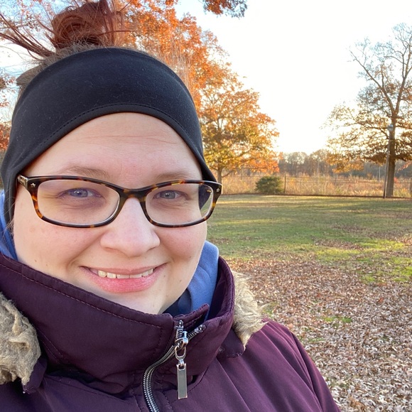 Meet your Posher, Heather - Picture 4 of 5